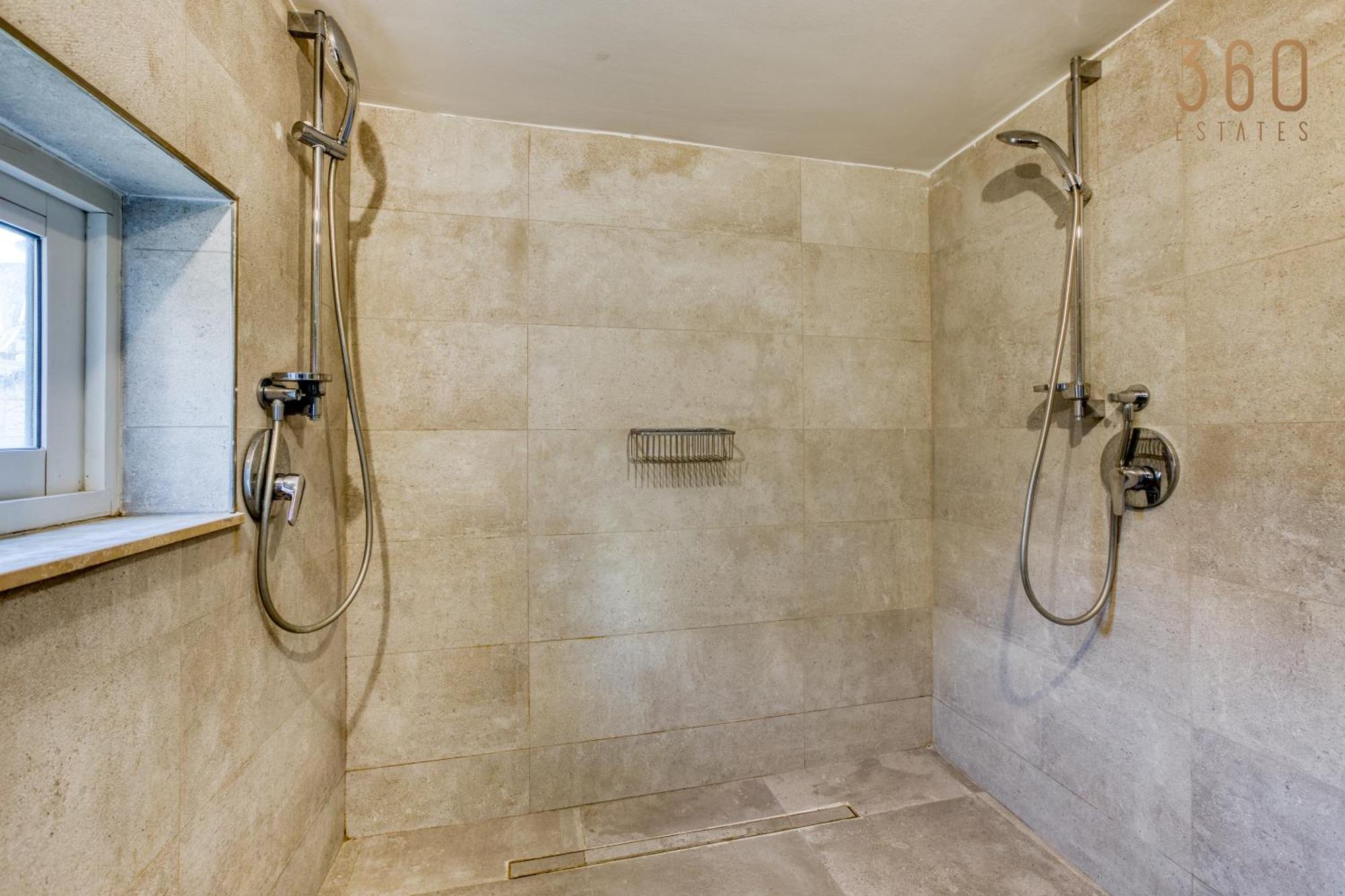 Comfortable 1Br Home With Maltese Balcony In Valletta By 360 Estates Exterior photo